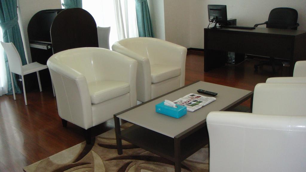 Gokulam Park Doha Hotel Екстериор снимка