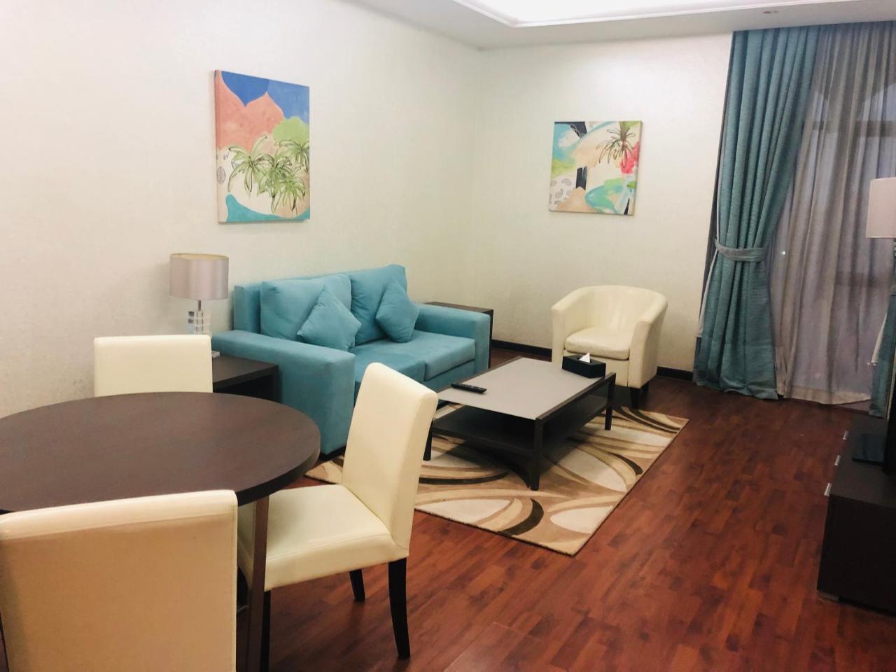 Gokulam Park Doha Hotel Екстериор снимка